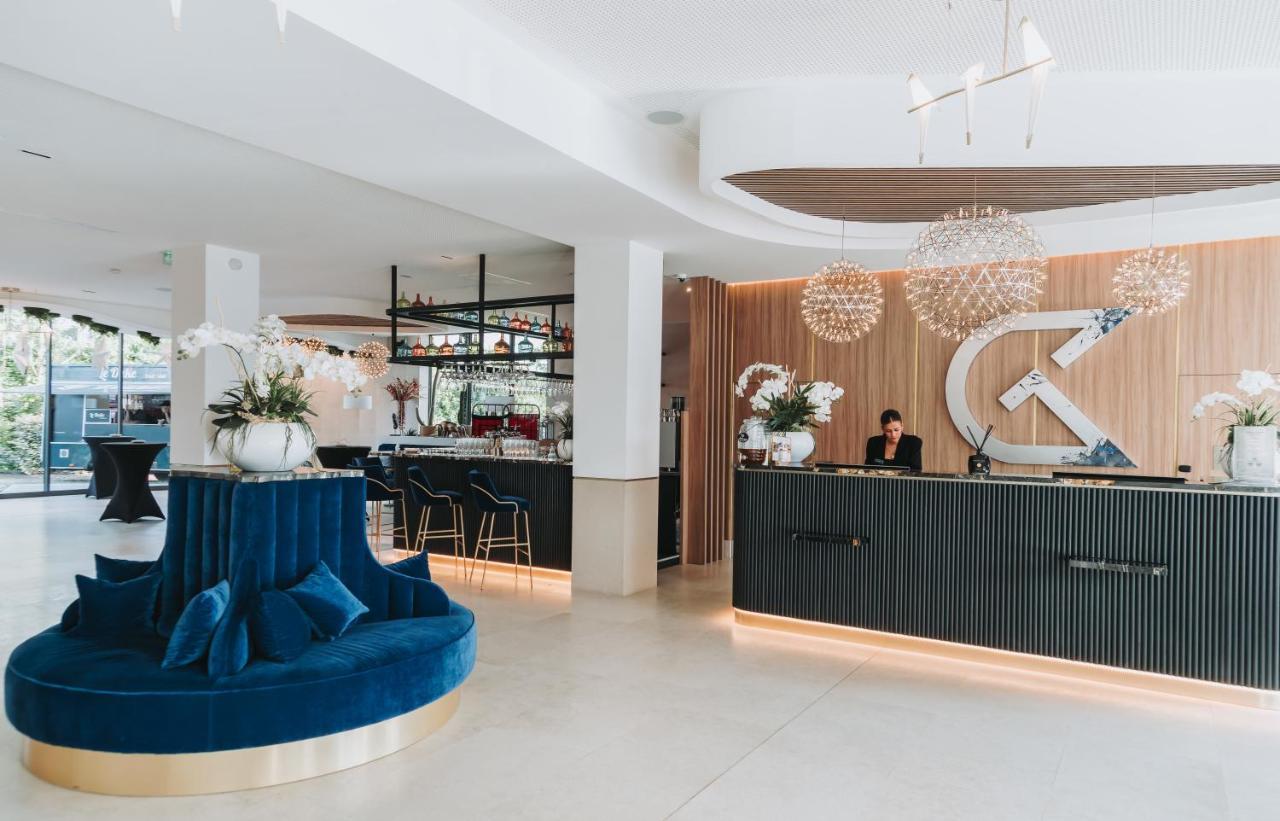 Golden Tulip Lyon Ouest Techlid Hotel & Spa Limonest Exterior foto